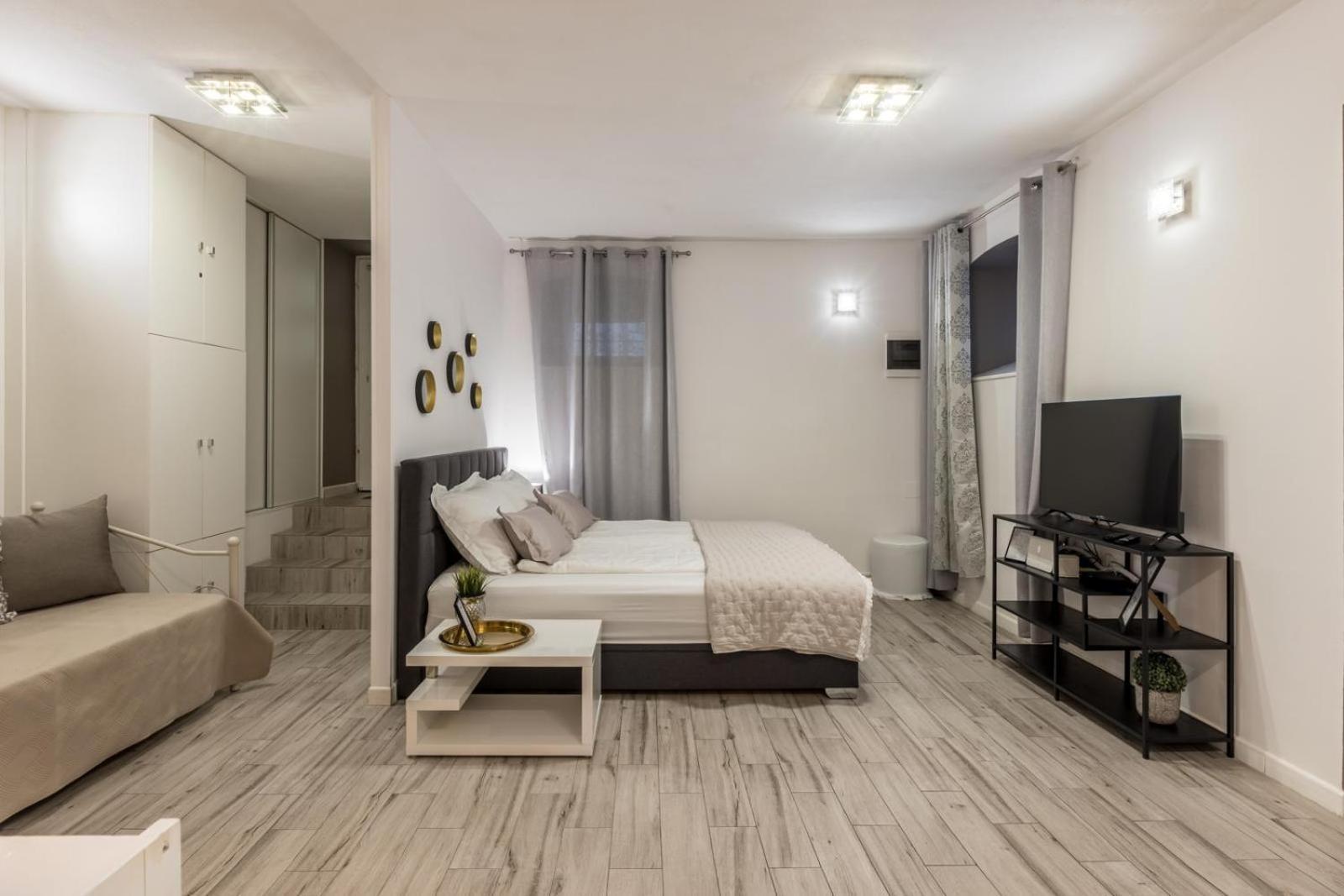 Apartments And Rooms Villa Lina Split Exterior foto